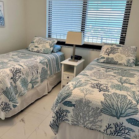 The Sea-Winds Condo I Renovated Beachfront 2 Bed 2 Bath Condo Marco Island Exterior foto