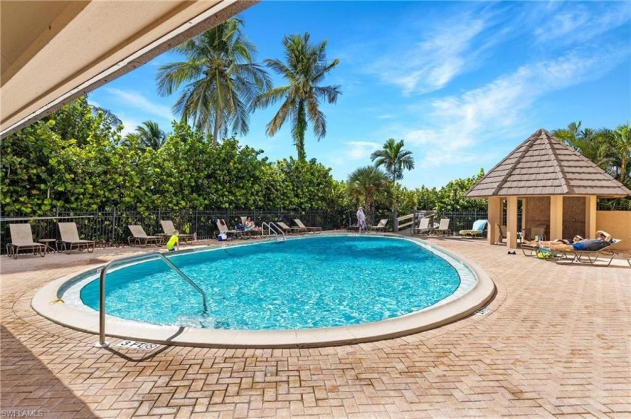 The Sea-Winds Condo I Renovated Beachfront 2 Bed 2 Bath Condo Marco Island Exterior foto